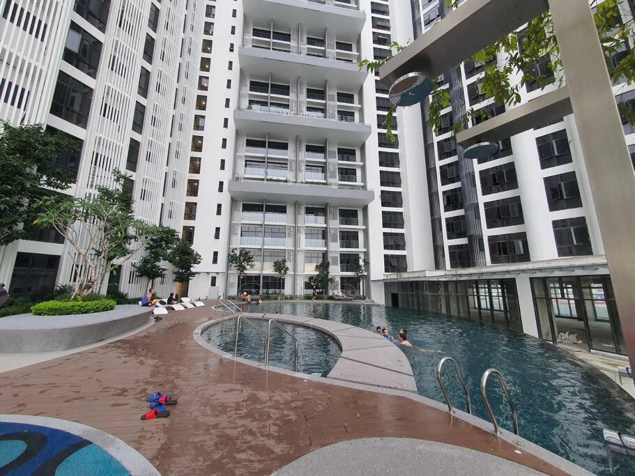 Kota Kinabalu City The Shore - Lucky 7 Homestay 외부 사진