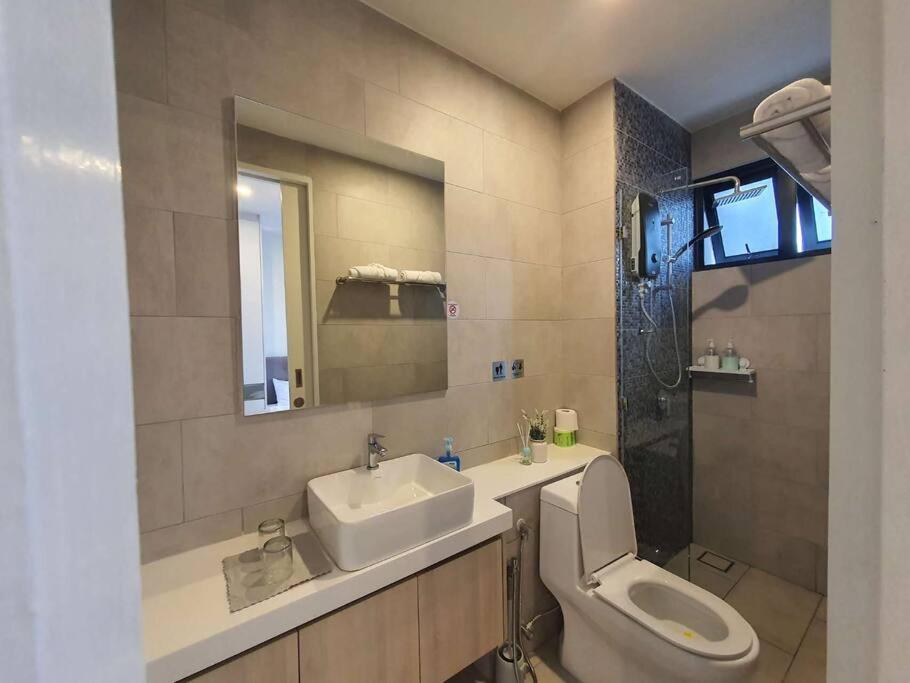 Kota Kinabalu City The Shore - Lucky 7 Homestay 외부 사진