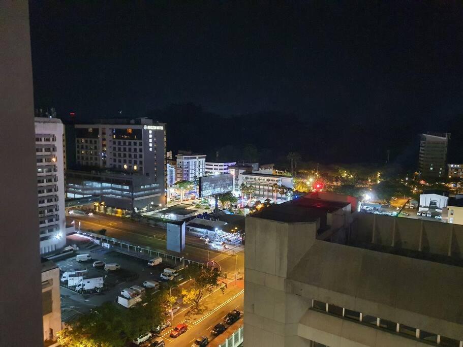 Kota Kinabalu City The Shore - Lucky 7 Homestay 외부 사진